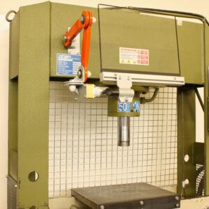 Tecno Piu hydraulisen puristimen suojalaite PBF 10